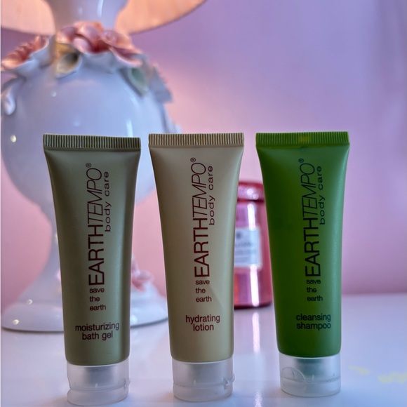 EarthTempo Other - Set of 3 Cleaning Shampoo with green tea aroma, body care EarthTempo.